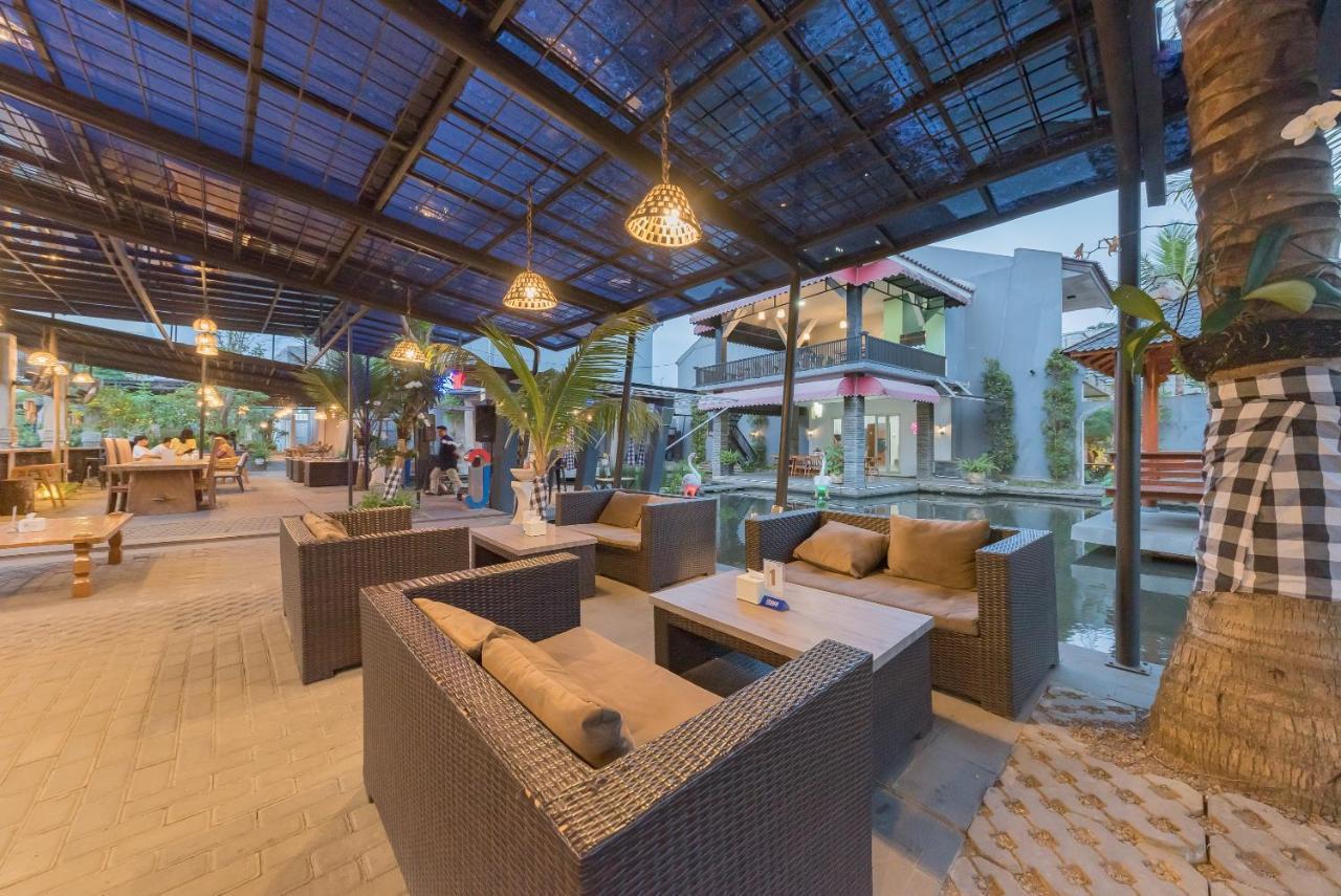 Urbanview Hotel Khayrizsan Tasikmalaya By Reddoorz Bagian luar foto