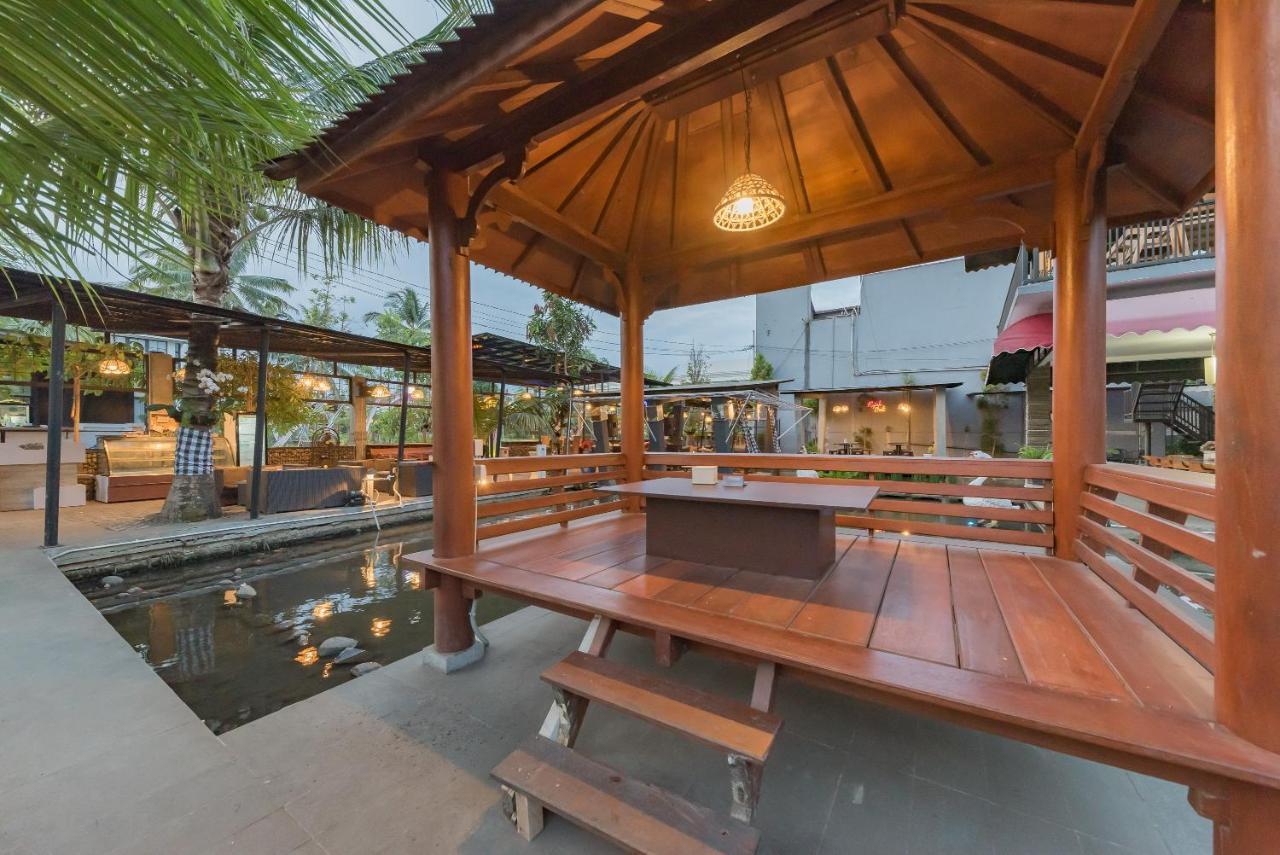 Urbanview Hotel Khayrizsan Tasikmalaya By Reddoorz Bagian luar foto